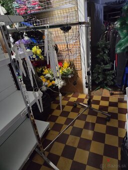 Stojan na oblečenie - 2