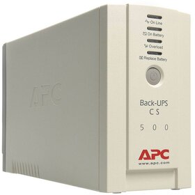 Predám založny zdroj APC Back-UPS CS 500I + náhradna bateria - 2