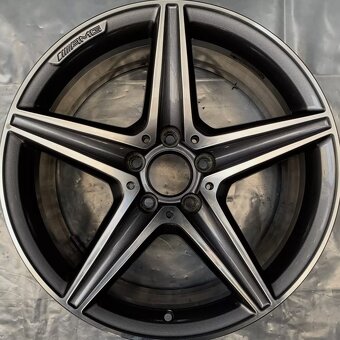 r18 nové 4ks AMG MERCEDES E W213 S213 E300 W212 C238 dvojroz - 2