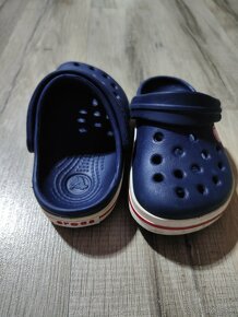 CROCS šľapky - 2