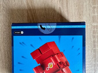 Lego Promotional 40767 - zvětšený malý astronaut - 2