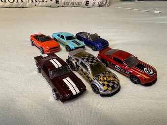 Otvorené Hot Wheels - 2