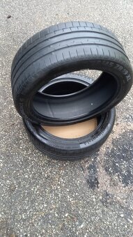 Pneumatiky 235/45R19 - 2