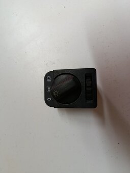 vypinac svetiel opel astra f 90437313 20€ - 2