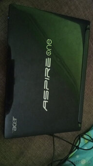 Predám notebook Acer One – spoľahlivý pomocník po menšom oži - 2