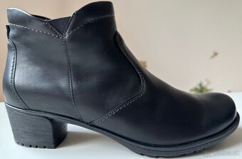 U42 DÁMSKE kožené čierne čižmičky zn.ARA za 50eur - 2