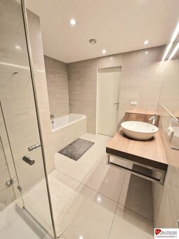 Prenájom 3-izb.byt, 100m2, na Zámockej ulici v Bratislave - 2