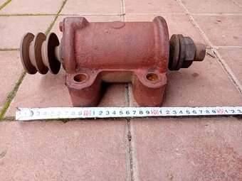 Predam hriadel s remenicou - 2