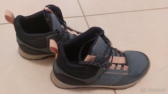 Predam turisticke topanky v.37 - 2