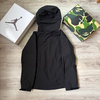 Arc'teryx Beta LT Jacket - S - 2