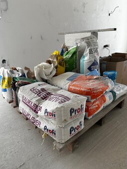 Stavebý materiál - zbytky zo stavby - 2