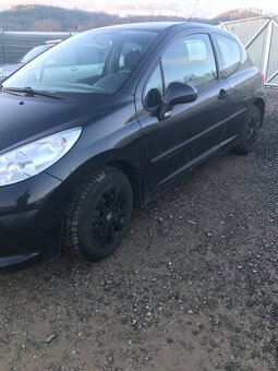Peugeot 207 coupe - 2