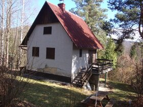 Murovaná chata s pozemkom - VN Ružín - 2