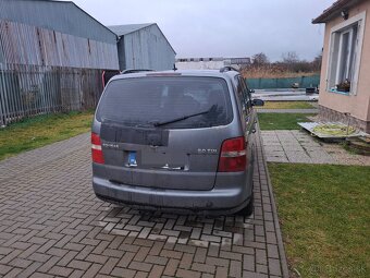 Volkswagen Turan - 2
