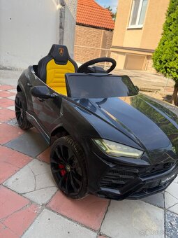 Detské elektrické autíčko Urus - 2