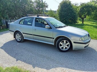 Škoda Octavia - 2