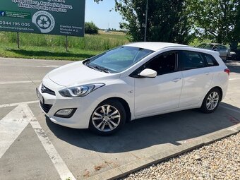 Predám Hyundai i30 CW - 2