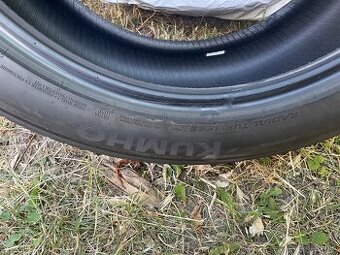 Predám nové letné pneu Kumho ECSTA PS71 255/45 R20 105V - 2