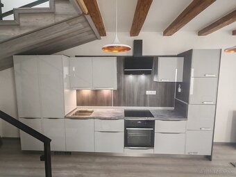 Predaj výnimočného domu v centre mesta-ešte je voľný - 2