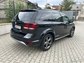 Fiat Freemont 2.0 MultiJet 4X4 CROSS, Automat, 7 miest, Koža - 2