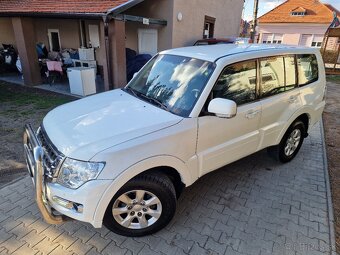Mitsubishi Pajero 3.2D-ID LWB 4x4 190k A/T 7-Miest. (diesel) - 2