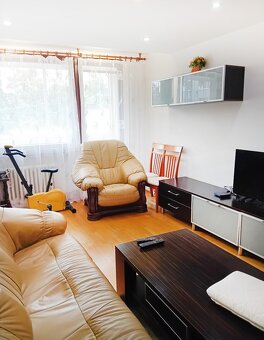 Na prenájom pekný 3-izbový byt na Adlerovej ul. - 2