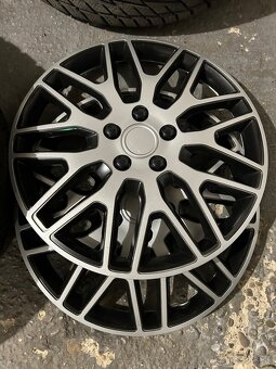 Zimné pneumatiky 185/65 R15 - 2