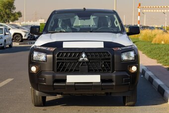 2025 Mitsubishi L200 2,4 benzin manual Predvadzacka DPH - 2