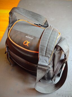 Nikon D5100 DSLR - 2