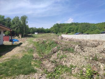 Predaj pozemok v Klokočove - 2