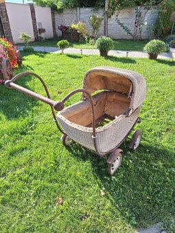 Starožitný kočík - 2