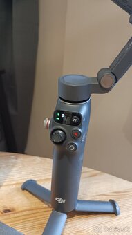 DJI OSMO MOBILE 8 - 2