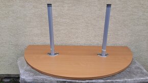 polkruhový stôl s nastavitelými nohami SSI Schaefer - 2
