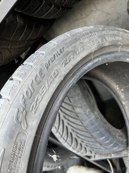 BF goodrich 235/40R18 - 2