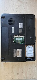 TOSHIBA Satelite L300 - 2