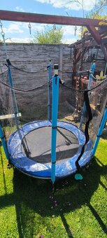 Darujem trampolinu - 2