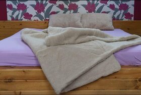 Merino rubin velour perina vankus na manzelsku postel - 2