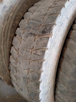 Nakladne pneumatiky 295/80 r22.5 - 2