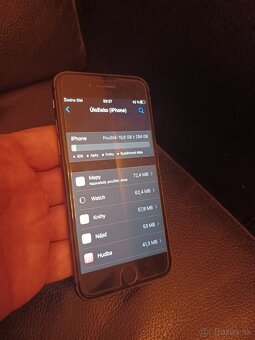 Predám krásný a plne funkčný Iphone 8 - 256GB verzia - 2
