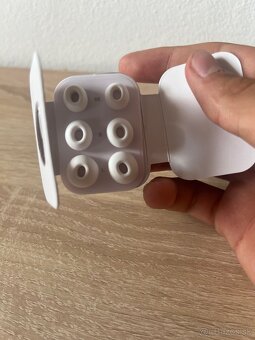 airpods pro 2 - 2