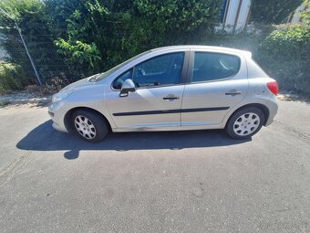 Peugeot 207 - 2