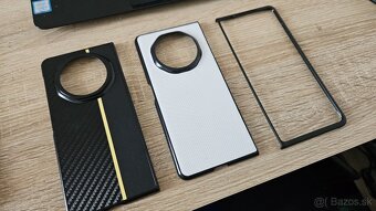 Kryty na Honor Magic V3 - 2