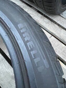 Pirelli 225/45 R18 zimné - 2