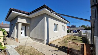 Zrekonštruovaný rodinný dom, 8 á, obec Vlčany - 2