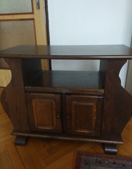Predám skrinku pod TV - 2