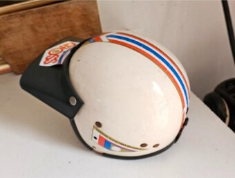 Kúpim cassida cross bielu - 2