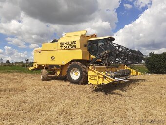 Kombajn New Holland TX 66 - 2
