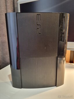 PLAYSTATION 3 SUPER SLIM 12gb - 2