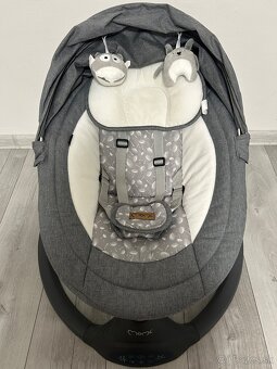 Hojdacie kresielko pre bábätká - 2