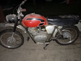 Moto Guzzi 125 - 2